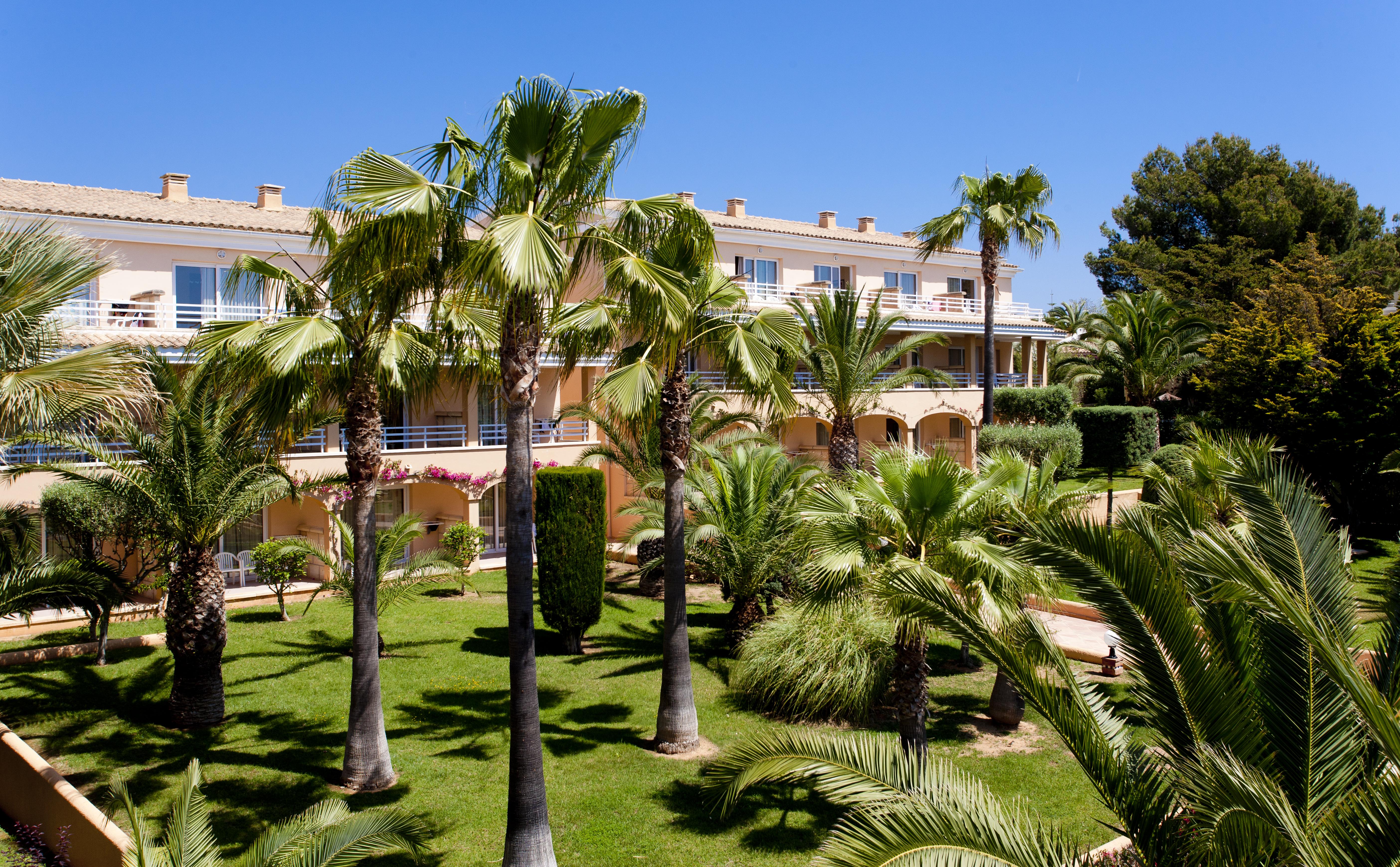 Insotel Cala Mandia Resort Esterno foto
